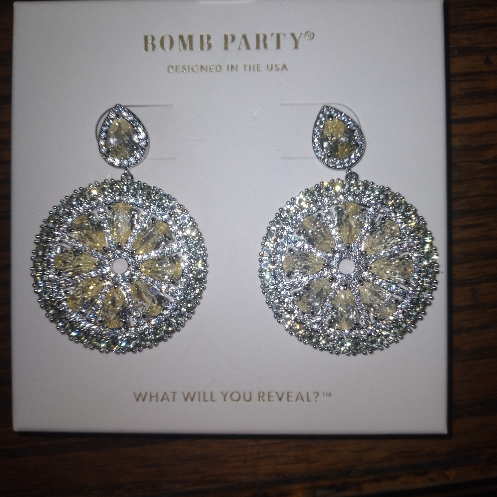 Bomb Party RBP6097 She's got a zest for sparkle rhodiumb plating. Msrp$120